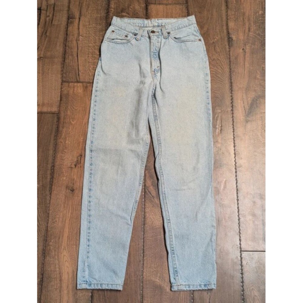 Vintage Levi's 512 Relaxed Mom Jeans Women's Size 9 Light Wash Made In USA